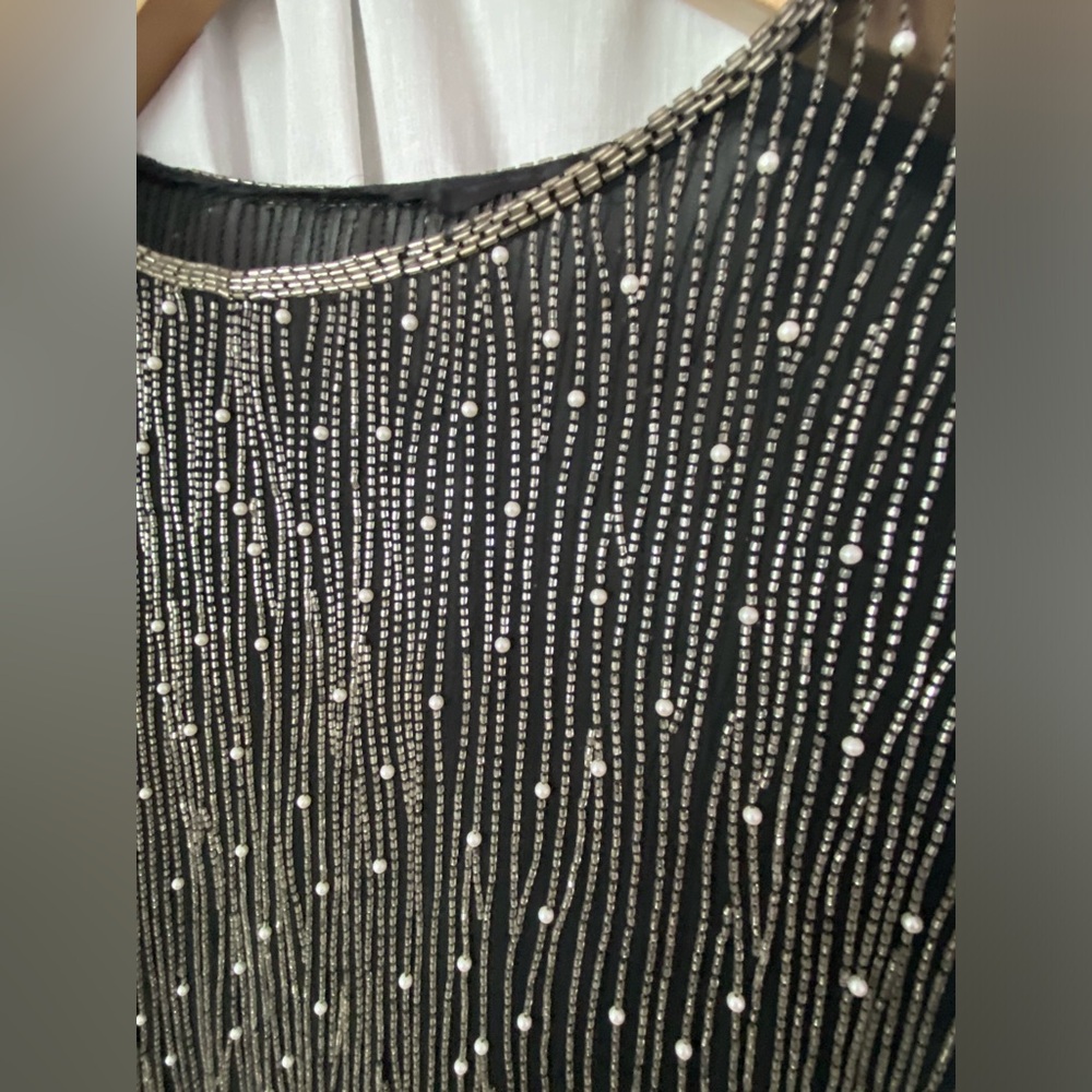 Beautiful Beaded & Pearl Long Sleeve Sheer Shirt No Tags Size Woman’s 16 - Picture 4 of 5